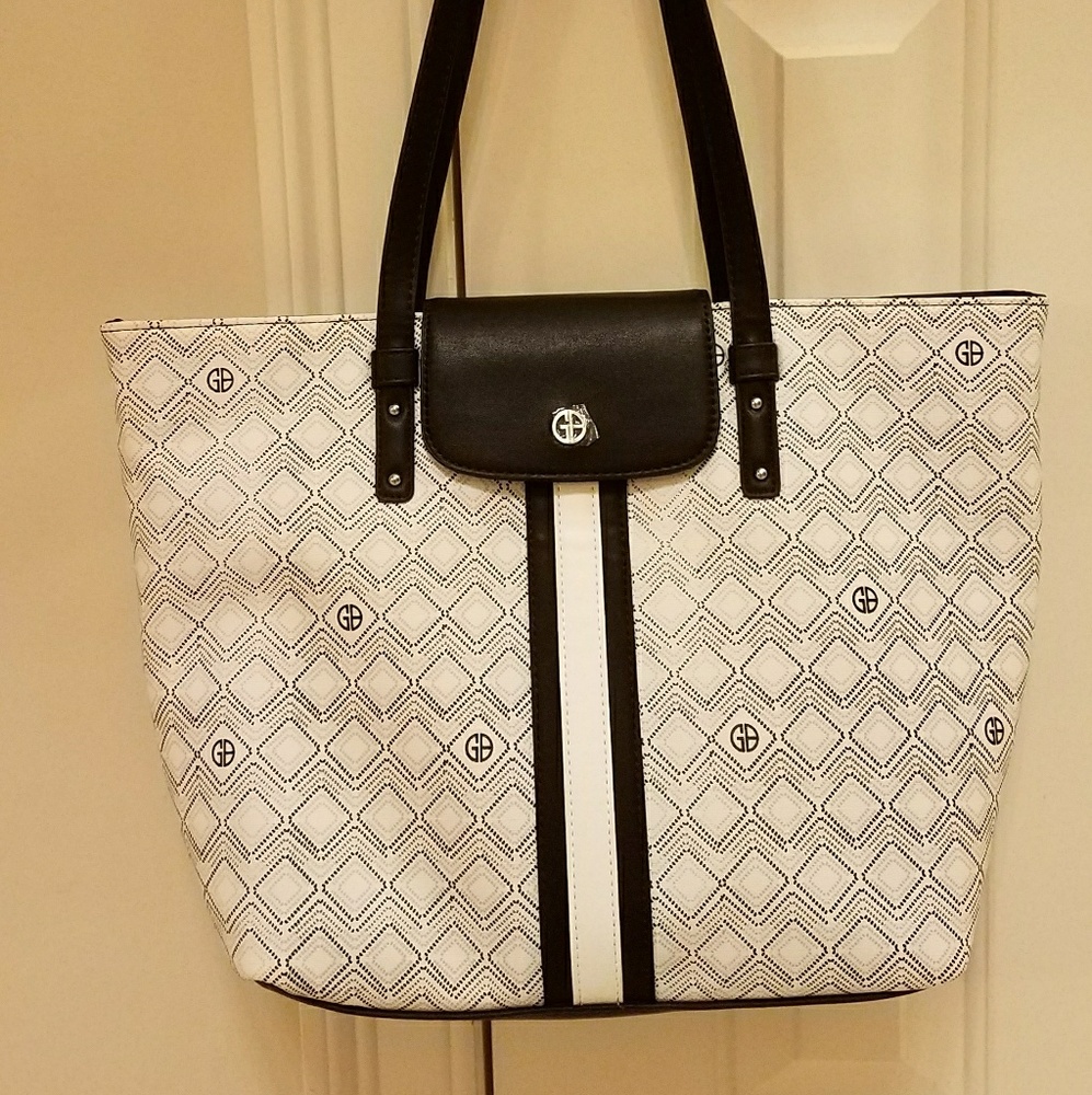 GIANI BERNINI PURSE